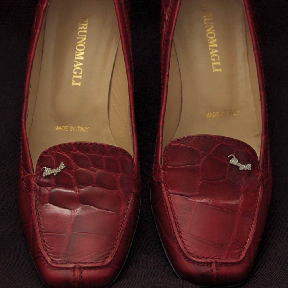 Bruno Magli Red Leather Crocodile Print Pump Shoes